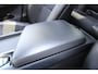 Volvo XC60 2.0 Recharge T6 AWD Inscription | Incl. 12 maanden Garantie | Panorama dak | Elektrisch wegklapbare trekhaak | Stoel/stuurverwarming | Achterbank verwarming | Climate controle | Achteruitrijcamera | Elektrische kofferbakklep | Navigatie | Apple CarPlay/Android Auto | Schuif/kantel dak | Virtual cockpit | Dodehoek detectie |