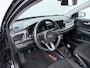 Kia Rio 1.0 T-GDi MHEV DynamicLine - Apple & Android Carplay - Achteruitrijcamera - Cruise Control - Trekhaak - Virena zekerheidspakket € 895,-.