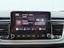 Kia Rio 1.0 T-GDi MHEV DynamicLine - Apple & Android Carplay - Achteruitrijcamera - Cruise Control - Trekhaak - Virena zekerheidspakket € 895,-.