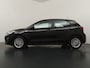 Kia Rio 1.0 T-GDi MHEV DynamicLine - Apple & Android Carplay - Achteruitrijcamera - Cruise Control - Trekhaak - Virena zekerheidspakket € 895,-.