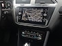 Volkswagen Tiguan 1.4 TSI eHybrid 110 KW, R-Line Business+, Navigatie, Climt, Cruise, Pano. dak.