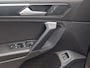 Volkswagen Tiguan 1.4 TSI eHybrid 110 KW, R-Line Business+, Navigatie, Climt, Cruise, Pano. dak.