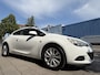 Opel Astra GTC 1.4 Turbo Sport - Navigatie / Apple CarPlay I Airco I Sport velgen I Xenon I PDC I