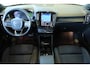 Volvo XC40 Single Motor Extended Range Ultimate 82 kWh | 97% SOH | Semi-Electrische Wegklapbare Trekhaak | Panoramadak | 360° Parkeercamera | Parkeersensoren voor + achter | Google Infotainment | 4-Seizoenenbanden | Stoelverwarming | Stuurwielverwarming