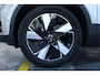 Volvo XC40 Single Motor Extended Range Ultimate 82 kWh | 97% SOH | Semi-Electrische Wegklapbare Trekhaak | Panoramadak | 360° Parkeercamera | Parkeersensoren voor + achter | Google Infotainment | 4-Seizoenenbanden | Stoelverwarming | Stuurwielverwarming