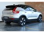 Volvo XC40 Single Motor Extended Range Ultimate 82 kWh | 97% SOH | Semi-Electrische Wegklapbare Trekhaak | Panoramadak | 360° Parkeercamera | Parkeersensoren voor + achter | Google Infotainment | 4-Seizoenenbanden | Stoelverwarming | Stuurwielverwarming