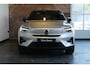 Volvo XC40 Single Motor Extended Range Ultimate 82 kWh | 97% SOH | Semi-Electrische Wegklapbare Trekhaak | Panoramadak | 360° Parkeercamera | Parkeersensoren voor + achter | Google Infotainment | 4-Seizoenenbanden | Stoelverwarming | Stuurwielverwarming