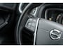 Volvo V40 1.5 T3 Dynamic Edition | Trekhaak | Achteruitrijcamera | Parkeersensoren | Panoramadak | Harman Kardon Audio | Parkeerverwarming | Keyless Entry | Stoelverwarming | LED Koplampen | Alarm