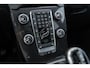 Volvo V40 1.5 T3 Dynamic Edition | Trekhaak | Achteruitrijcamera | Parkeersensoren | Panoramadak | Harman Kardon Audio | Parkeerverwarming | Keyless Entry | Stoelverwarming | LED Koplampen | Alarm