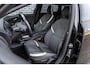 Volvo V40 1.5 T3 Dynamic Edition | Trekhaak | Achteruitrijcamera | Parkeersensoren | Panoramadak | Harman Kardon Audio | Parkeerverwarming | Keyless Entry | Stoelverwarming | LED Koplampen | Alarm