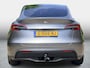 Tesla Model Y Long Range AWD 75 kWh SoH 92,1% / Originele Trekhaak / PREMIUM-Pakket / Autopilot / Panoramadak / 5X Stoelverwarming / 3 Fase /