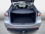 Tesla Model Y Long Range AWD 75 kWh SoH 92,1% / Originele Trekhaak / PREMIUM-Pakket / Autopilot / Panoramadak / 5X Stoelverwarming / 3 Fase /