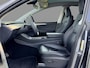 Tesla Model Y Long Range AWD 75 kWh SoH 92,1% / Originele Trekhaak / PREMIUM-Pakket / Autopilot / Panoramadak / 5X Stoelverwarming / 3 Fase /