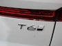 Volvo XC60 2.0 T6 Plug-in hybrid AWD Automaat Plus Dark Adaptieve cruise control Leder Navigatie Google Harman Kardon Panorama dak Lichtmetalen Velgen Dab Stoelverwarming Camera 360 Led Climate control Apple Carplay/ Android Auto
