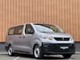 Peugeot Expert Traveller 8P 1.5 BlueHDi 120 Business Long S&S | Exportprijs | Cruise Control | Parkeersensoren Achter | Apple Carplay/Android Auto | Airconditioning | Bluetooth | Navigatie |Stop & Go |