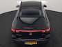 Mercedes-Benz EQB 300 4MATIC AMG Line 69,7 kWh 228pk Dealer O.H. | Camera | MBUX Widescreen Navi | Alcantara Sportstoelen Verwarmd | Sfeerverlichting | Night Pakket | Cruise Control | Virtual | DAB |
