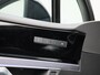 Volkswagen Touareg 3.0 TSi eHybrid 4MOTION R Edition 462 PK| SoH 100% | V6 | Panoramadak | Leder Interieur | Luchtvering | Navigatie | Dodehoekdetectie | 360 Camera | Head-Updisplay | Stoelverwarming Voor & Achter