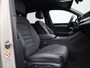 Volkswagen Touareg 3.0 TSi eHybrid 4MOTION R Edition 462 PK| SoH 100% | V6 | Panoramadak | Leder Interieur | Luchtvering | Navigatie | Dodehoekdetectie | 360 Camera | Head-Updisplay | Stoelverwarming Voor & Achter