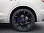 Volkswagen Touareg 3.0 TSi eHybrid 4MOTION R Edition 462 PK| SoH 100% | V6 | Panoramadak | Leder Interieur | Luchtvering | Navigatie | Dodehoekdetectie | 360 Camera | Head-Updisplay | Stoelverwarming Voor & Achter