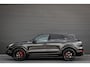 Porsche Cayenne 3.0 E-Hybrid FULL BLACK / PANO-DAK / SPORT CHRONO / LUCHTVERING / TREKHAAK / NAVIGATIE/ONDERHOUDSHISTORY / CARPLAY