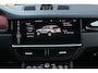 Porsche Cayenne 3.0 E-Hybrid FULL BLACK / PANO-DAK / SPORT CHRONO / LUCHTVERING / TREKHAAK / NAVIGATIE/ONDERHOUDSHISTORY / CARPLAY