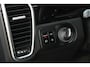 Porsche Cayenne 3.0 E-Hybrid FULL BLACK / PANO-DAK / SPORT CHRONO / LUCHTVERING / TREKHAAK / NAVIGATIE/ONDERHOUDSHISTORY / CARPLAY