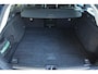 Volvo V60 2.0 B3 Business Pro | Semi Electrische Wegklapbare Trekhaak | Adaptive Cruise Control | Stoelverwarming | BLIS | Parkeersensoren voor + achter | Parkeercamera | Stuurwielverwarming | Navigatie |