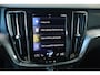 Volvo V60 2.0 B3 Business Pro | Semi Electrische Wegklapbare Trekhaak | Adaptive Cruise Control | Stoelverwarming | BLIS | Parkeersensoren voor + achter | Parkeercamera | Stuurwielverwarming | Navigatie |