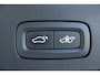 Volvo V60 2.0 B3 Business Pro | Semi Electrische Wegklapbare Trekhaak | Adaptive Cruise Control | Stoelverwarming | BLIS | Parkeersensoren voor + achter | Parkeercamera | Stuurwielverwarming | Navigatie |