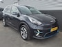 Kia Niro EV e-Niro Edition 64 kWh Nieuew geleverd, 1e eign. BTW-auto, Stoel- & Stuurwiel verwarmd, Privacy glass, Adaptieve cruise control