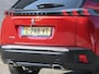 Peugeot 2008 130pk Allure Pack | 1ste eigenaar | Camera | Navigatie | Climate | LEER/Stof | 17"LMV | AUTOMAAT