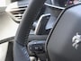 Peugeot 2008 130pk Allure Pack | 1ste eigenaar | Camera | Navigatie | Climate | LEER/Stof | 17"LMV | AUTOMAAT