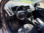Ford Focus 1.0 Trend Edition, Airco, Motorschade !!, €1.750, meeneemprijs. !!!