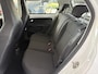 Volkswagen Up! 1.0 Airco - Bluetooth - Radio - Led verlichting - Elektrische ramen - Centrale vergrendeling met afstandsbediening - Start/stop systeem