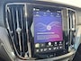 Volvo V60 2.0 T8 Plug-in hybrid AWD Ultra Dark | T8 Performance Edition | 20'' Velgen | Sportstoelen | Panoramadak |