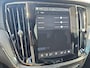 Volvo V60 2.0 T8 Plug-in hybrid AWD Ultra Dark | T8 Performance Edition | 20'' Velgen | Sportstoelen | Panoramadak |