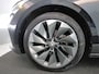 Skoda Enyaq iV 60 180 pk | SOH 93,53% | Suite interieur | Navigatie | Parkeersensoren | Achteruitrijcamera | Lederen bekleding | Matrix LED koplampen | Autom. airco (3 zones) | Stoelverwarming |