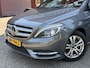 Mercedes-Benz B-klasse 180 Ambition // NAVI // PDC // TREKHAAK // BI-XENON LAMPEN // STOELVERWARMING // AIRCO //