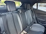 Peugeot 2008 1.2 Hybrid 145 PK Allure | Automaat Hybride | Slechts 10.800 KM Gereden | Navigatie | Keyless Entry | Climate Control | Cruise Control | Parkeersensoren V+A | LED Verlichting | Grip Control | All Season Banden | Half Lederen Bekleding | Hoge Zitpositie |