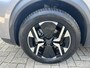 Peugeot 2008 1.2 Hybrid 145 PK Allure | Automaat Hybride | Slechts 10.800 KM Gereden | Navigatie | Keyless Entry | Climate Control | Cruise Control | Parkeersensoren V+A | LED Verlichting | Grip Control | All Season Banden | Half Lederen Bekleding | Hoge Zitpositie |