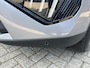 Peugeot 2008 1.2 Hybrid 145 PK Allure | Automaat Hybride | Slechts 10.800 KM Gereden | Navigatie | Keyless Entry | Climate Control | Cruise Control | Parkeersensoren V+A | LED Verlichting | Grip Control | All Season Banden | Half Lederen Bekleding | Hoge Zitpositie |