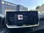 Peugeot 2008 1.2 Hybrid 145 PK Allure | Automaat Hybride | Slechts 10.800 KM Gereden | Navigatie | Keyless Entry | Climate Control | Cruise Control | Parkeersensoren V+A | LED Verlichting | Grip Control | All Season Banden | Half Lederen Bekleding | Hoge Zitpositie |