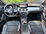 Mercedes-Benz CLA 180 AMG Pano Carplay Camera Stoelverwarming