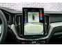 Volvo XC60 T6 Plug-in hybrid AWD Plus Black Edition | Gratis Trekhaak | Harman Kardon Audio | Head-up Display | 360 Graden Camera | Panoramadak | Lichtmetalen Velgen 21 inch | Elektrisch Verstelbare Voorstoelen | Keyless Entry | BLIS