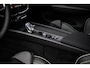 Volvo XC60 T6 Plug-in hybrid AWD Plus Black Edition | Gratis Trekhaak | Harman Kardon Audio | Head-up Display | 360 Graden Camera | Panoramadak | Lichtmetalen Velgen 21 inch | Elektrisch Verstelbare Voorstoelen | Keyless Entry | BLIS