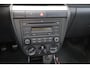 Volkswagen Fox 1.4 Trendline 75PK / 55kW, Airco, Apple Carplay, elektrische ramen en centrale vergrendeling, RCD200 4 seizoenen banden in zeer goede staat, elektrisch verstel- en verwarmbare buitenspiegels