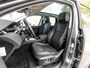 Land Rover Discovery Sport P300e SE | Panoramadak | Lederen bekleding | 24 maanden Land Rover Approved