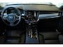 Volvo V90 T4 Business Luxury+ | Panoramadak | Electrische bedienbare voorstoel | Parkeerverwarming | Semi-Electrische Wegklapbare Trekhaak | 18'' Lichtmetalen velgen | BLIS | Dealeronderhouden |