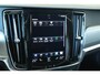 Volvo V90 T4 Business Luxury+ | Panoramadak | Electrische bedienbare voorstoel | Parkeerverwarming | Semi-Electrische Wegklapbare Trekhaak | 18'' Lichtmetalen velgen | BLIS | Dealeronderhouden |