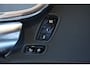 Volvo V90 T4 Business Luxury+ | Panoramadak | Electrische bedienbare voorstoel | Parkeerverwarming | Semi-Electrische Wegklapbare Trekhaak | 18'' Lichtmetalen velgen | BLIS | Dealeronderhouden |